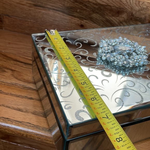 Classic Celebrations Personalized Mirrored Jewelry Box - Picture 11 of 12